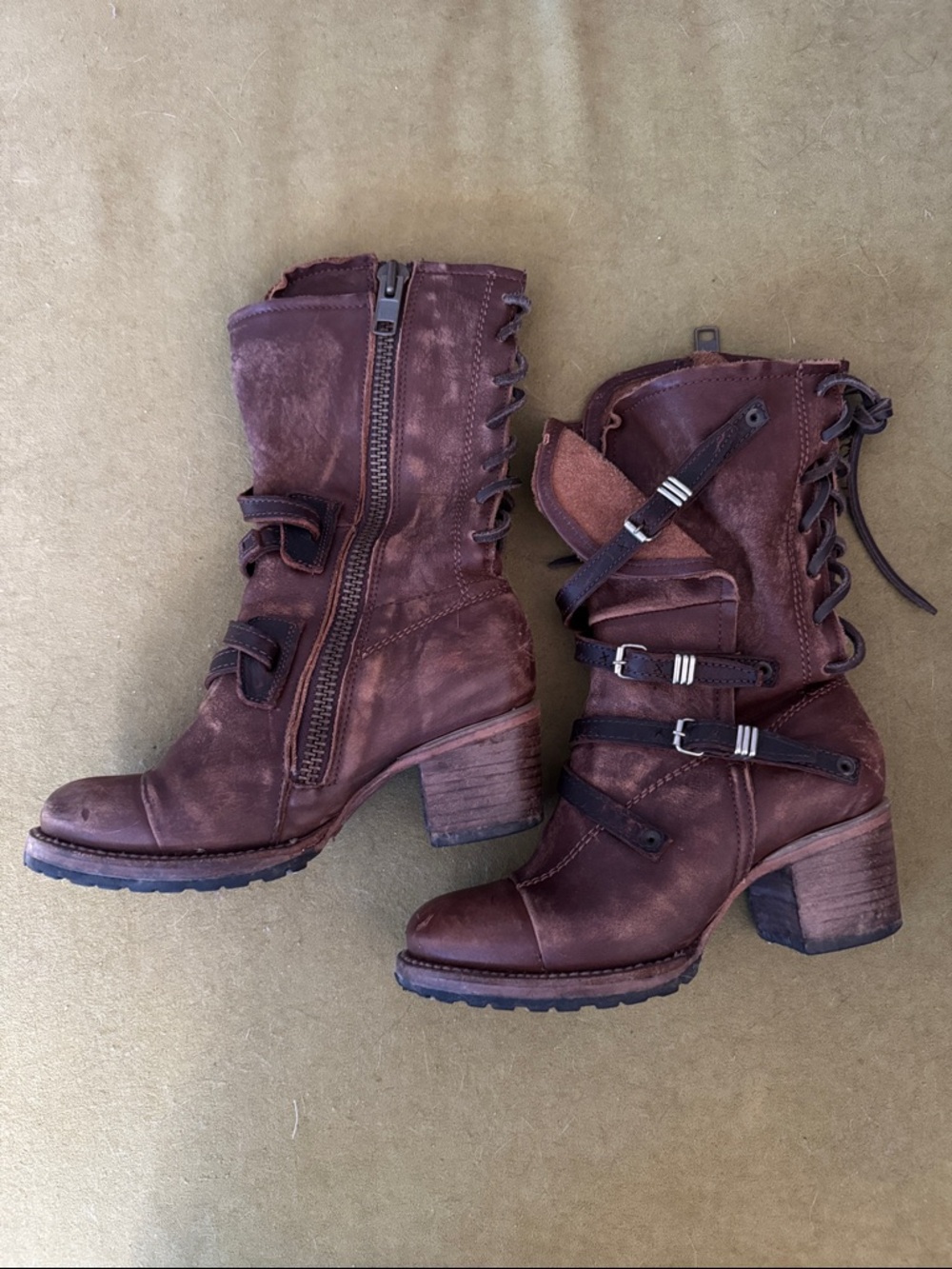 FREEBIRD Cora in Distressed Black Size 6 EUC - Picture 10 of 11